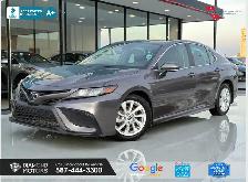 2022 Toyota Camry SE - Leather & Heated Seats
