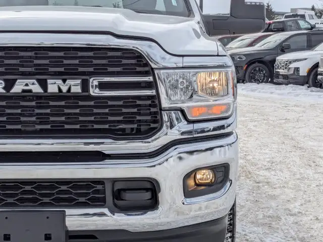 2024 Ram 3500 Big Horn - Level I - Back Up Cam - Farm Hauler - Photo 10