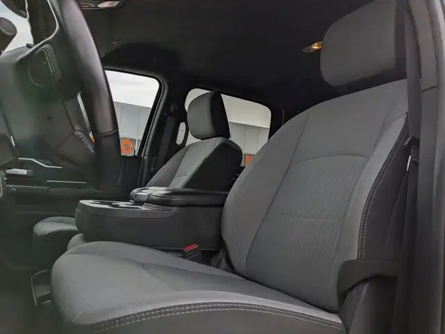 2024 Ram 3500 Big Horn - Level I - Back Up Cam - Farm Hauler - Photo 16