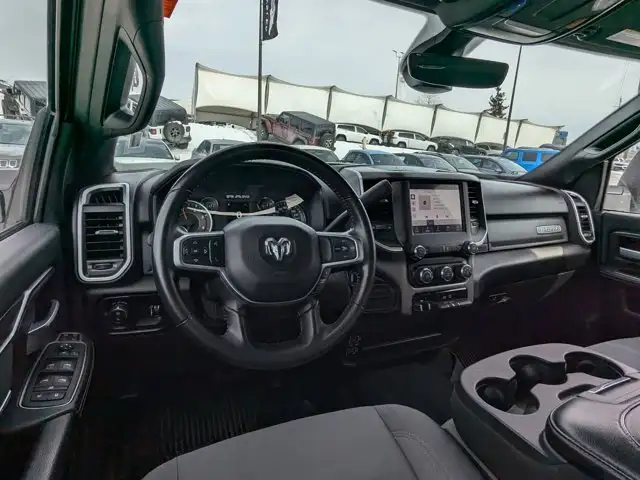 2024 Ram 3500 Big Horn - Level I - Back Up Cam - Farm Hauler - Photo 28