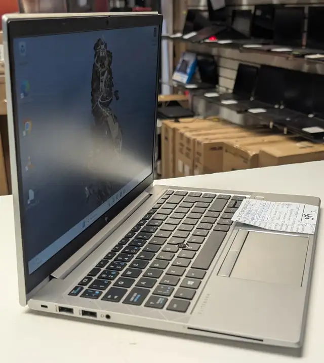 Laptop HP EliteBook 840 G7 i5-10210u 16Go SSD 256Go NVMe - Photo 2