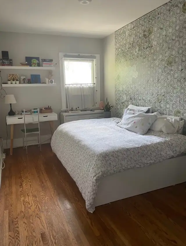 Gorgeous 2 Bed 1.5 Bath Upstairs Apartment - 13 Castle View - Photo 5