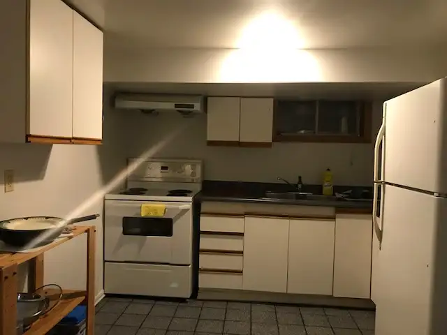 Private room for rent form March 1st - Photo 7