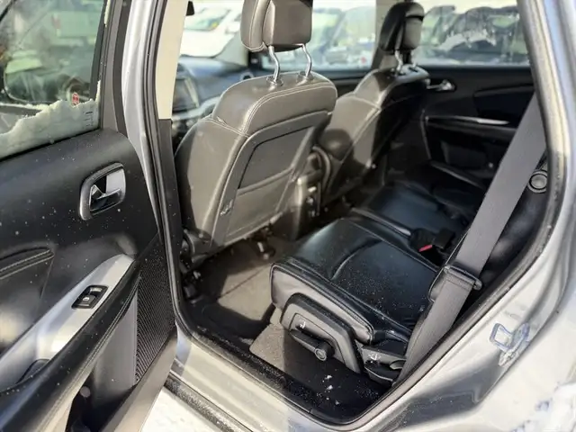 2016 Dodge Journey R/T - Photo 10