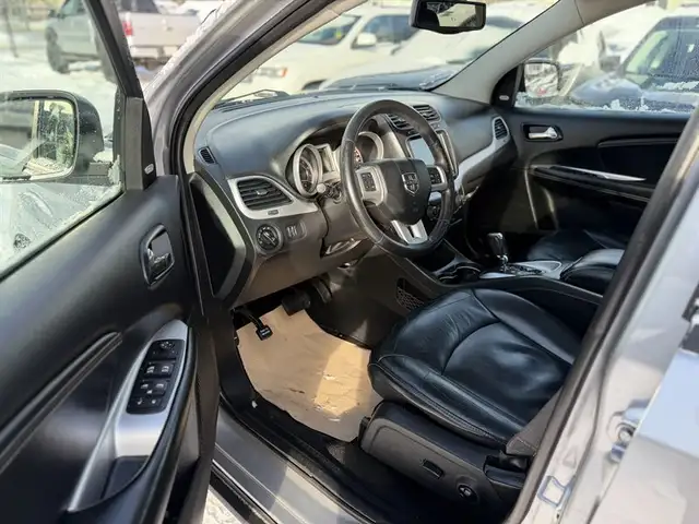 2016 Dodge Journey R/T - Photo 11