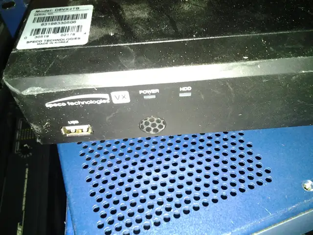 space technologies vx nvr with 1tb hd hdmi $70 with 4 cameras $1