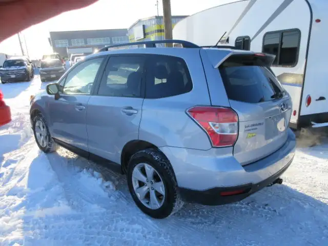 2015 Subaru Forester i Touring Sunroof, Rear Wiper FWD - Photo 6