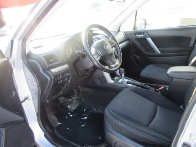 2015 Subaru Forester i Touring Sunroof, Rear Wiper FWD - Photo 7