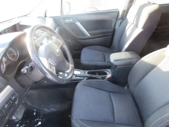 2015 Subaru Forester i Touring Sunroof, Rear Wiper FWD - Photo 8