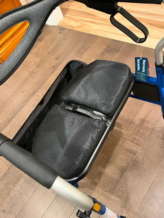 WALKER WITH SEAT - Photo 2