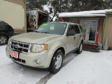 2010 Ford Escape XLT - Photo 3
