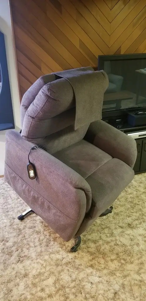 Power Lift chair/recliner - Photo 3