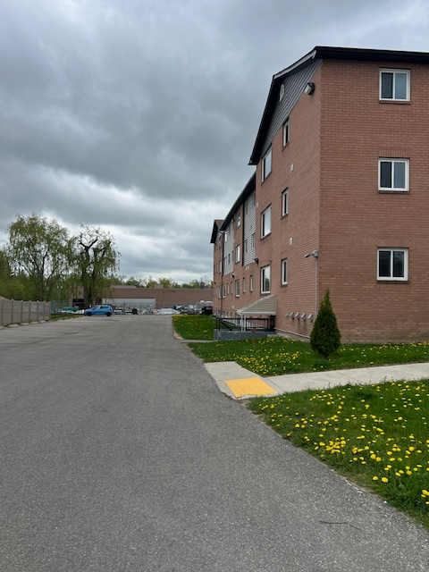 1 Bedroom - Angus Co-operative Homes - Photo 4