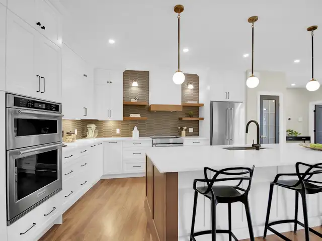 Beautiful bungalow in Greely for sale - 6196 Elkwood Dr - Photo 6