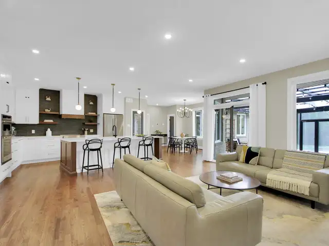 Beautiful bungalow in Greely for sale - 6196 Elkwood Dr - Photo 11