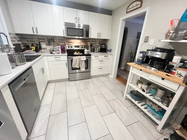 Spacious 2BR Wellington West / Tunneys Pasture April 1 - Photo 4