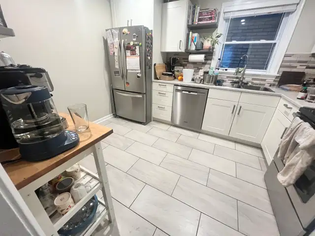 Spacious 2BR Wellington West / Tunneys Pasture April 1 - Photo 5