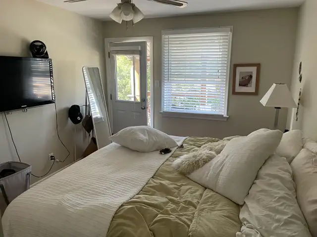 Spacious 2BR Wellington West / Tunneys Pasture April 1 - Photo 7