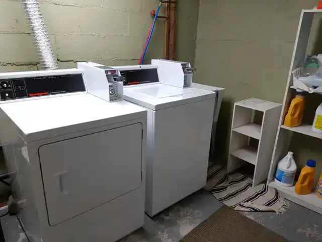 Spacious 2BR Wellington West / Tunneys Pasture April 1 - Photo 10