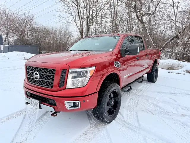 2016 Nissan Titan XD Pro4X edition fully loaded