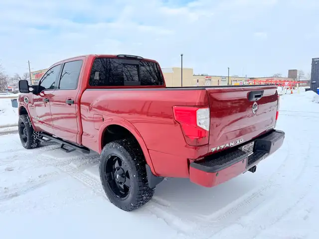 2016 Nissan Titan XD Pro4X edition fully loaded - Photo 5