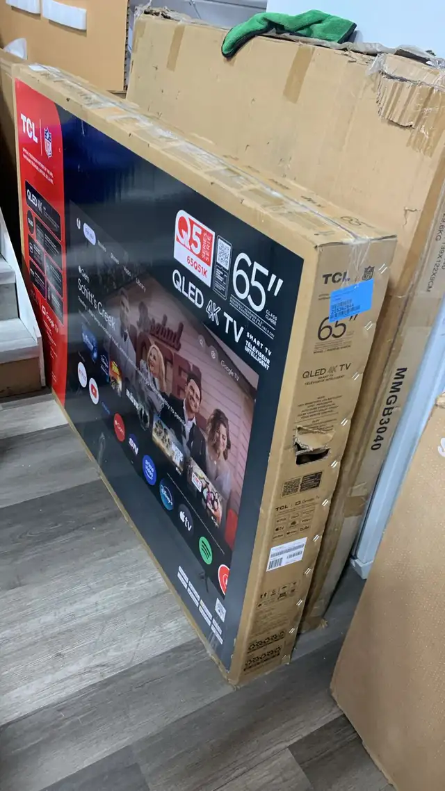 Smart TV Blowout Sale – 40" to 65" 4K • QLED • Roku •TCL - Photo 5