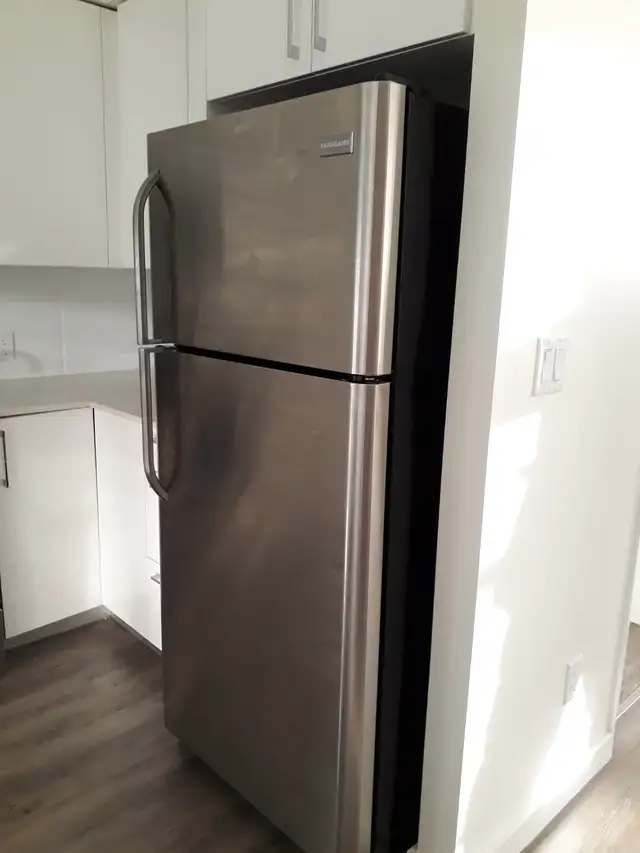 ROOM FOR RENT FOR STUDENTS  IN  GUELPH - Photo 5