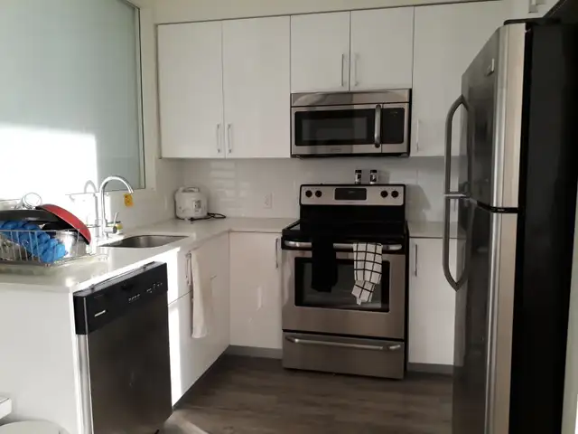 ROOM FOR RENT FOR STUDENTS  IN  GUELPH - Photo 6