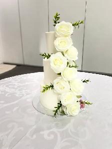 Milton Stunning wedding cakes GTA - Photo 7