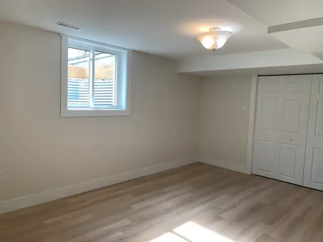BRAND NEW 2 BDRM LUXURY APARTMENT  IN TWIN LAKES - Photo 6