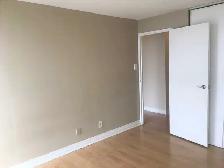 2 Bedroom 2 Bath Condo In Mississauga for Sale at $450,000 - Photo 4