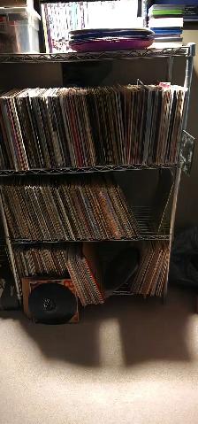 Country Albums, lots of titles, priced well