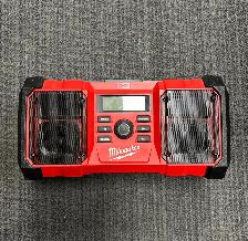 Milwaukee 2890-20 18V Jobsite radio & 3.5 mm Auxiliary (Tool