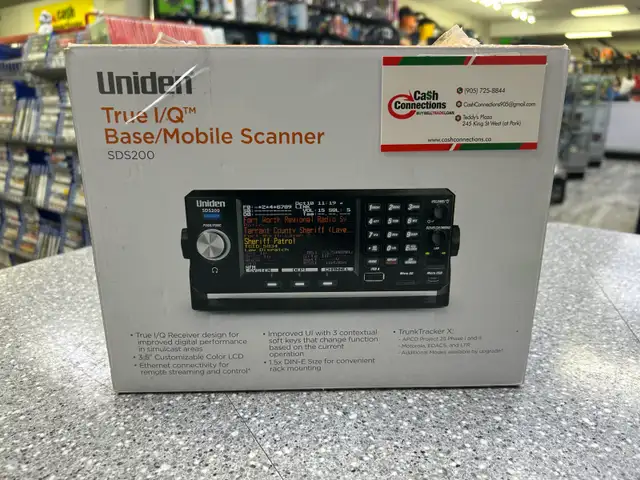Uniden SDS200 True I/O Base/Mobile Scanner Boxed
