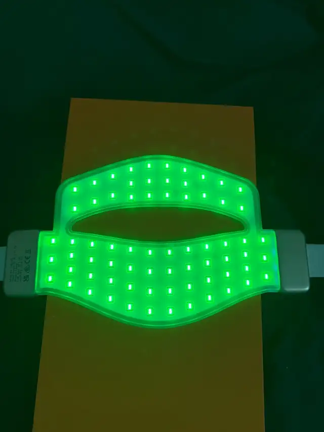 LAB Life Beauty neck LED mask - Photo 3