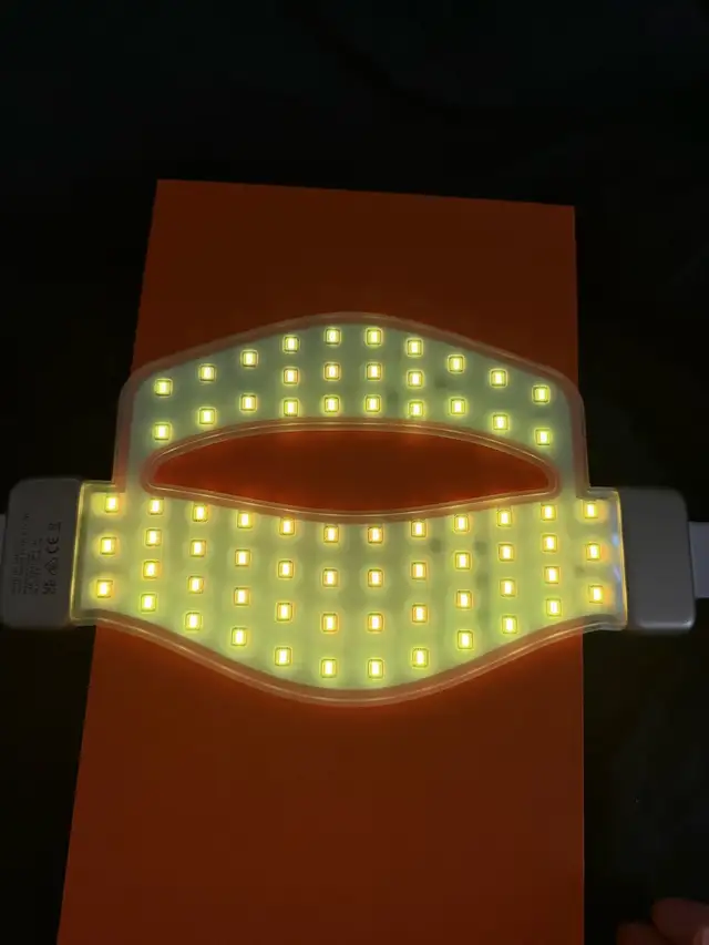 LAB Life Beauty neck LED mask - Photo 5