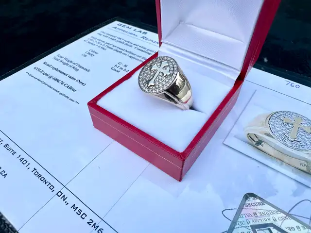 #760 - 10k Yellow & White Gold Diamond Cross Ring, Size 10 - Photo 2