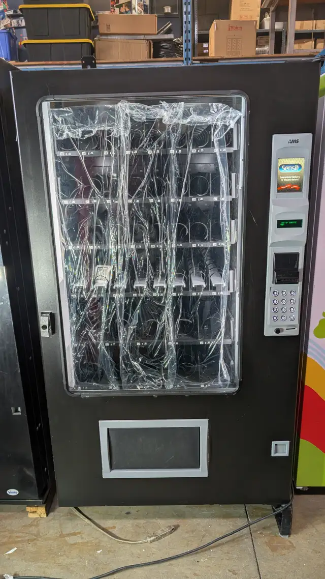 Combo Vending Machines - Photo 4