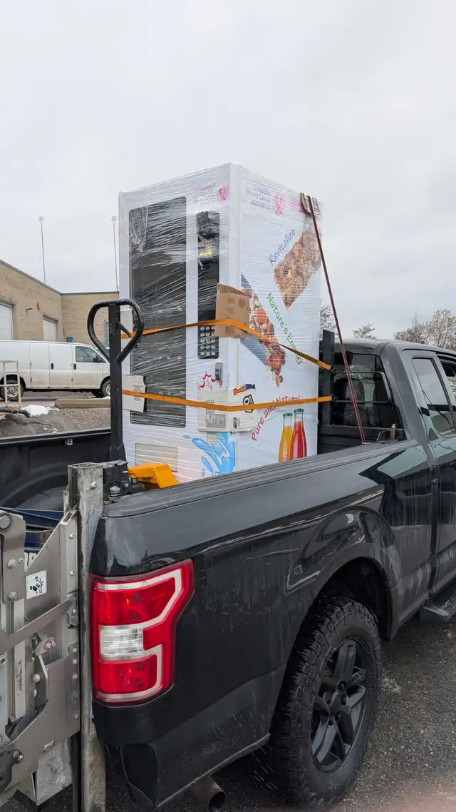 Combo Vending Machines - Photo 4