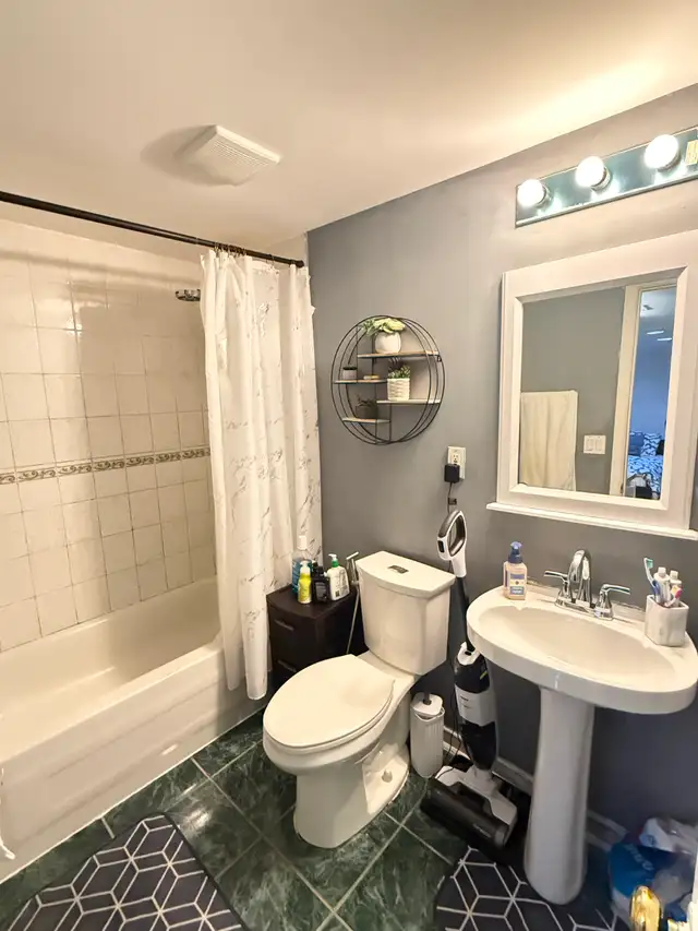 basement apartment for rent HWY 401 & Victoria Park Ave - Photo 5