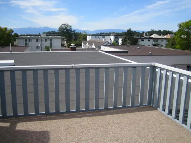 1 Bdr Top Floor near Cook St Village - Photo 2