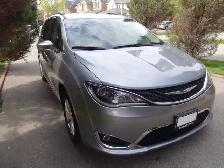 2017 Chrysler Pacifica Touring L 101650Km in excellent condition - Photo 3