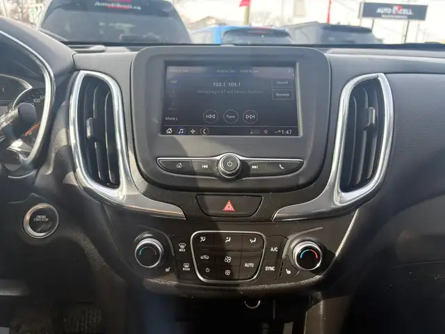 2020 CHEVROLET EQUINOX LT - LEATHER SEATS - BACK-UP CAMERA - AWD - Photo 11