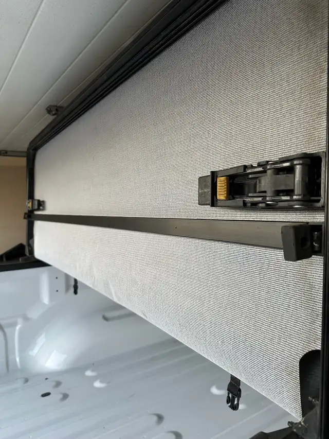 Soft Tri Folding Tonneau Cover for Sale - Photo 4