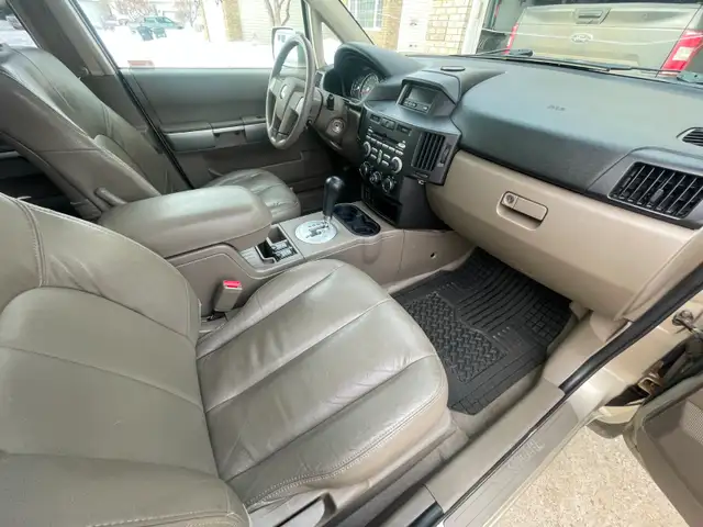 2006 Mitsubishi Endeavor Limited AWD (204,000 km) - Photo 8