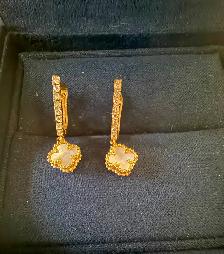 Women's 18K Gold Earrings with Mother of Pearl