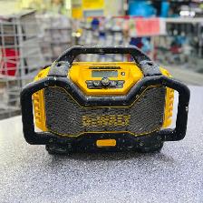 Dewalt DCR025 Bluetooth Jobsite work radio
