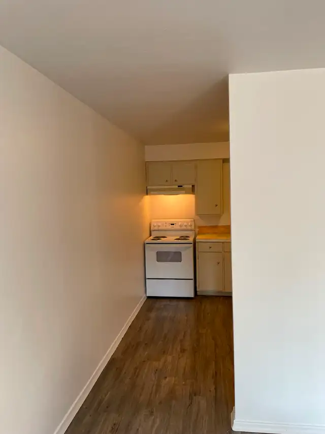 St Georges Park area 1 bedroom apartment - Photo 2