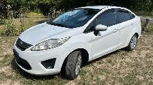 2013 Ford Fiesta SE - Photo 3