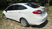 2013 Ford Fiesta SE - Photo 6